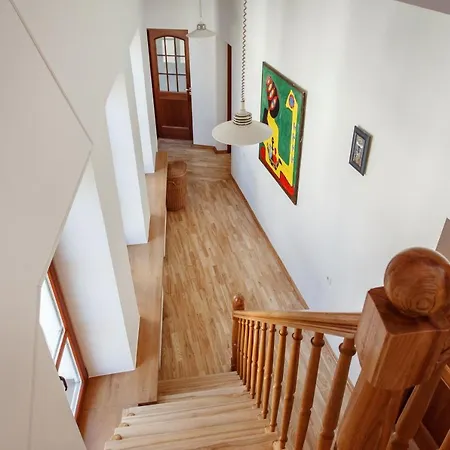 5 Bedroom Duplex In Old Town By Reside Baltic 维尔纽斯