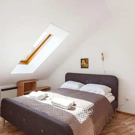 5 Bedroom Duplex In Old Town By Reside Baltic