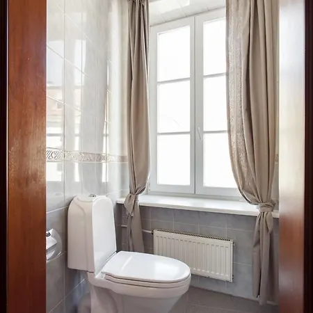 公寓 5 Bedroom Duplex In Old Town By Reside Baltic
