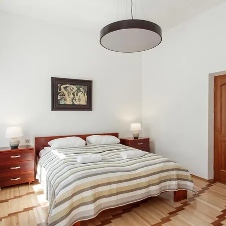 5 Bedroom Duplex In Old Town By Reside Baltic *